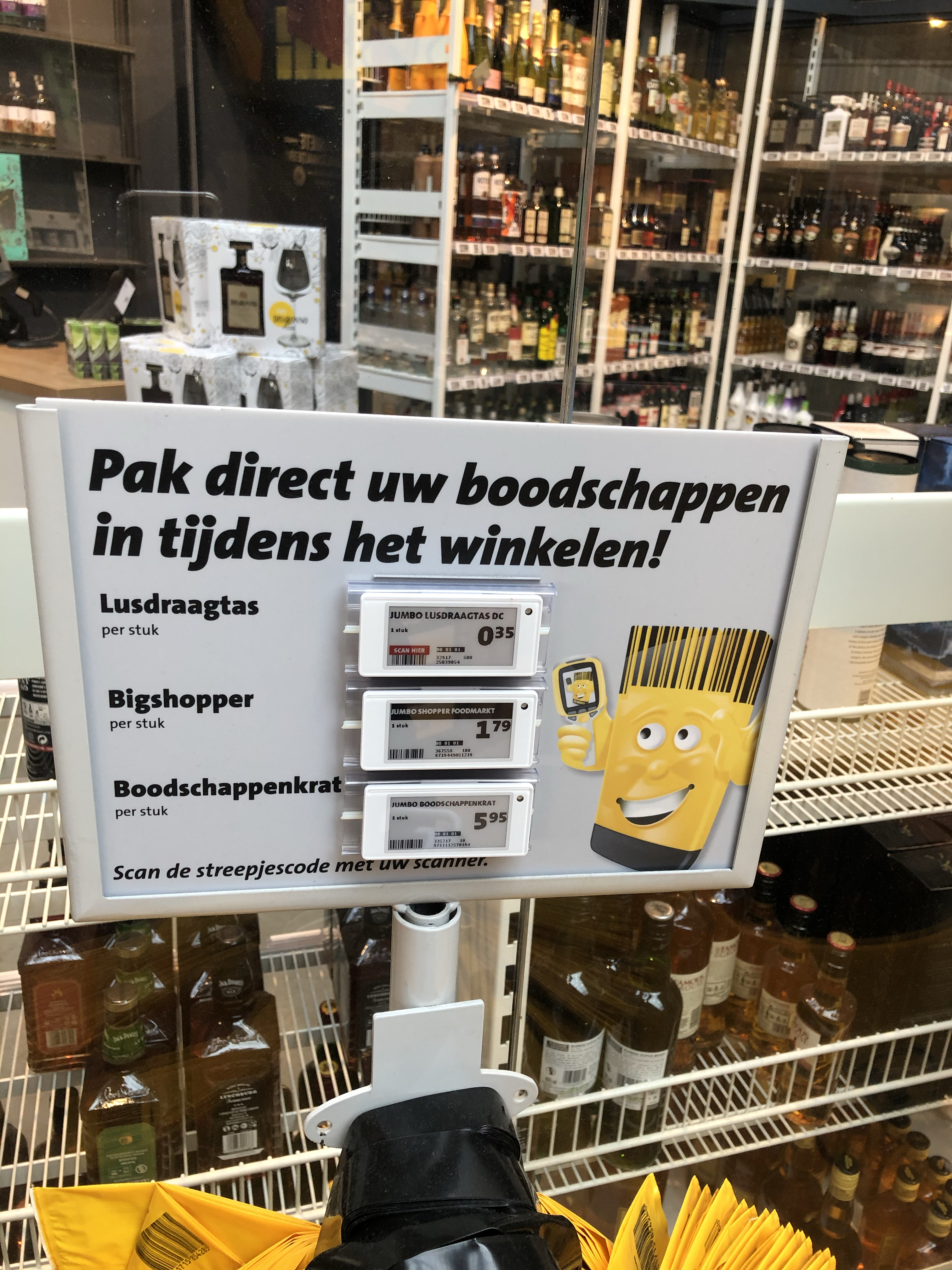 Jumbo installed Hanshow electronic shelf label in wine area